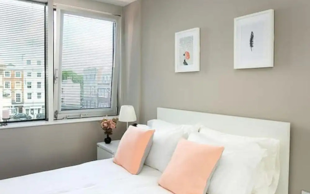 Comfy Bright 5 Brighton Beach Doorstep Retreat