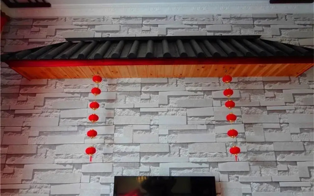 Wuzhen Yishuige Inn