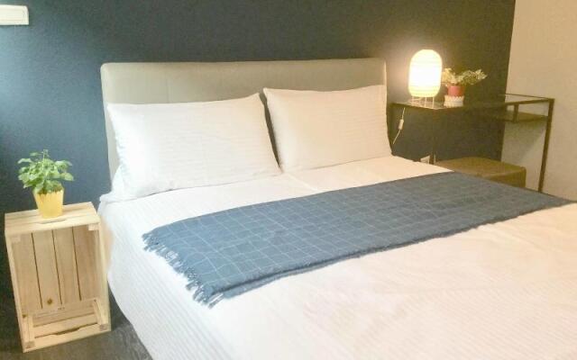 Hsr B&B