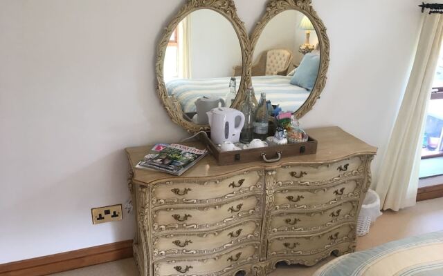 Otley Chevin B&B With Dining