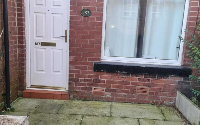 Lovely 2-bed House in Bolton Greater Manchester