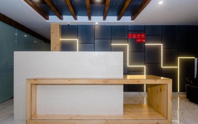 Hotel Riva International - Near Nesco Center