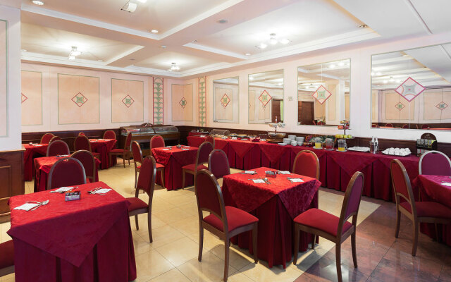 Imperatori Hotel