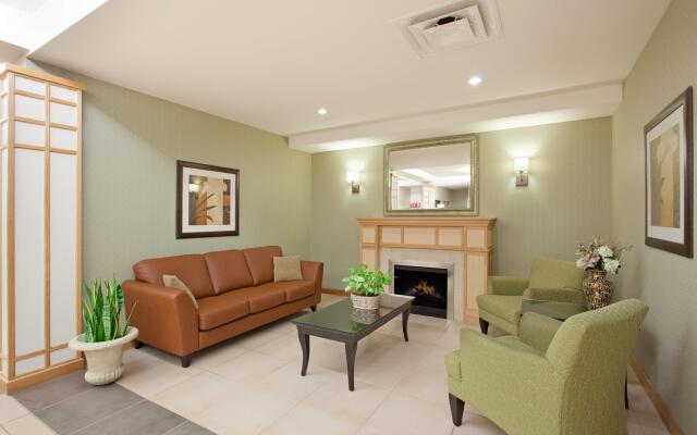 Holiday Inn Express Hotel & Suites Airport Dieppe by IHG