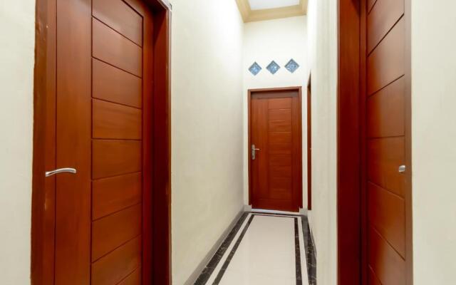OYO 1585 Ring Road Residence
