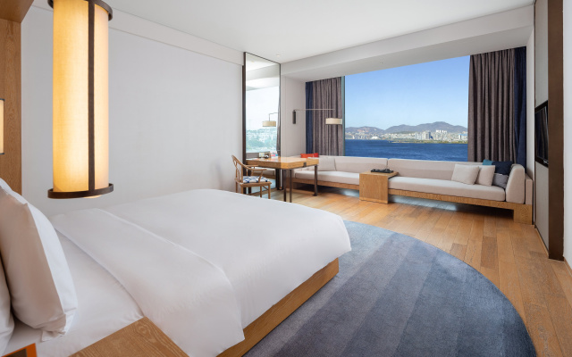 Hotel Indigo Dali Erhai by IHG
