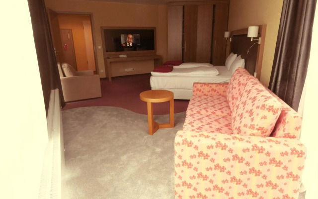 Nashira Kurpark Hotel