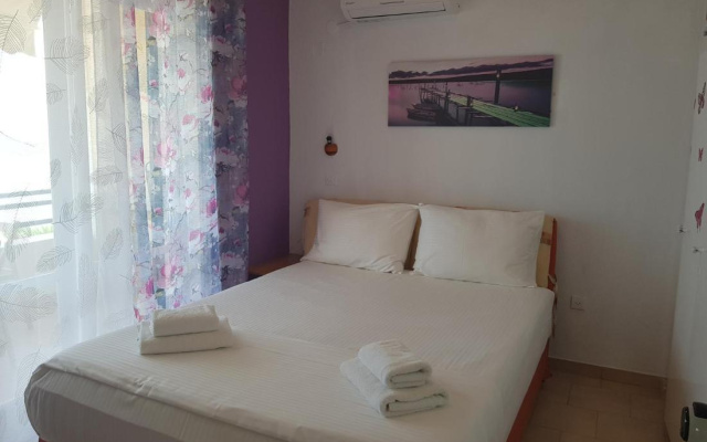 Glyfada Apartments