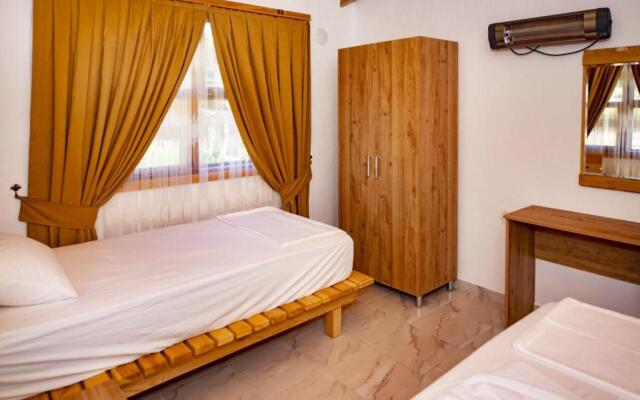 The moonrise Karaağaç Ölüdeniz