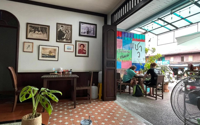 Grandmom Place
