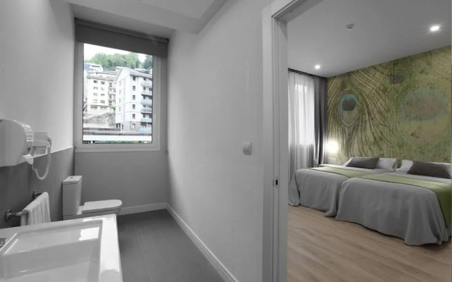 Eibarrooms