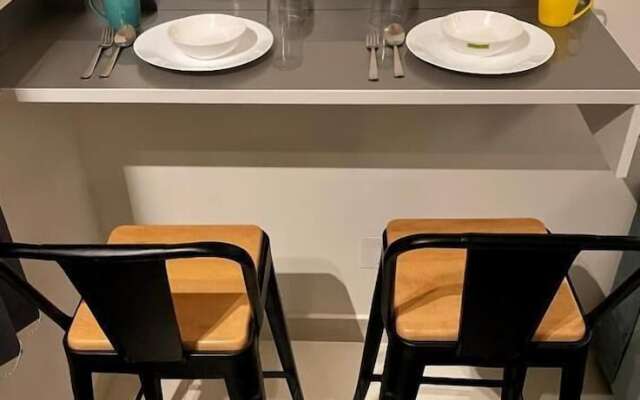 Eiffel Suites