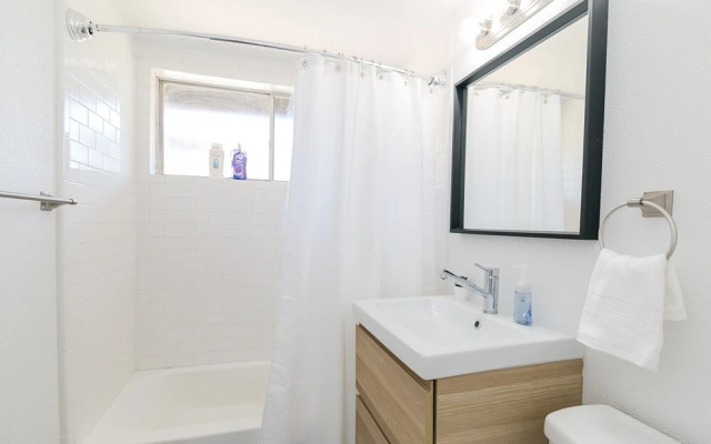 Medcenter Townhomes by Dunyha