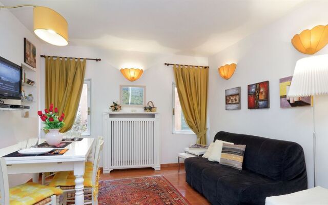 Trastevere apartments-Sant Egidio area