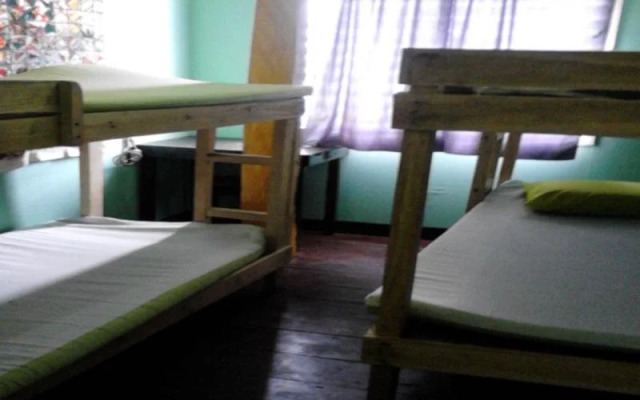 Manna Pension House - Sipalay