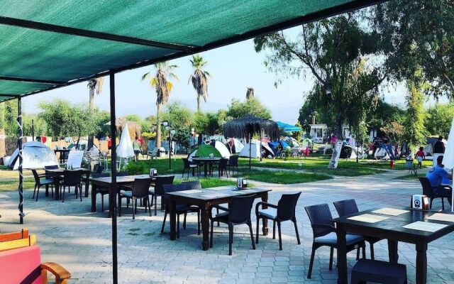 Golden Sand Beach Club & Caravan Holidays