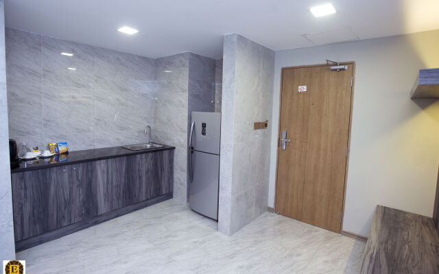 Elegant Hotel Pyi Thar Yar