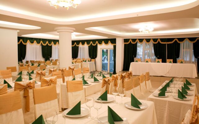 Complex Turistic Cornul Vanatorului