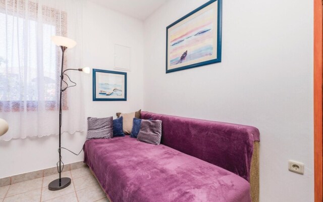 Amazing Home in Pag With 2 Bedrooms and Wifi