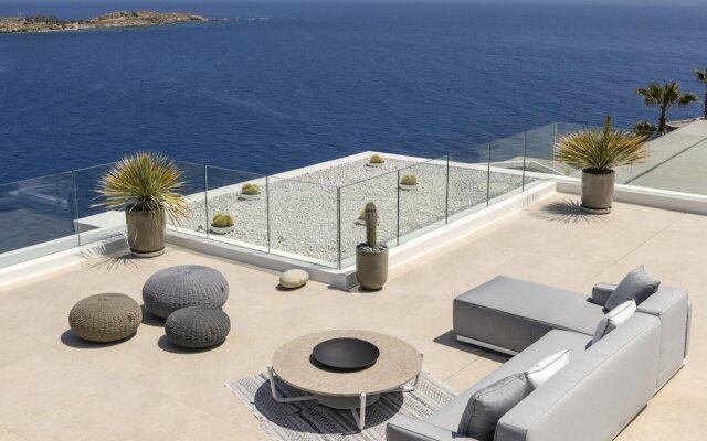 Villa Channel II in Psarou Mykonos