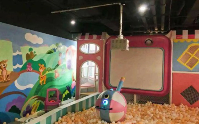 Saina Island Hot Spring Hotel