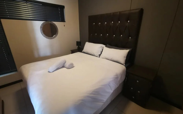 Easy Stay - The Vantage