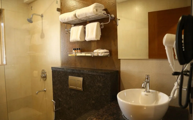 Evoke Lifestyle Candolim