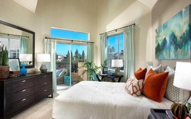 Sunshine Suites - La Jolla
