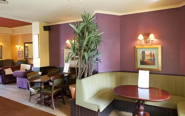 Kings Arms Hotel Westerham by Greene King Inns