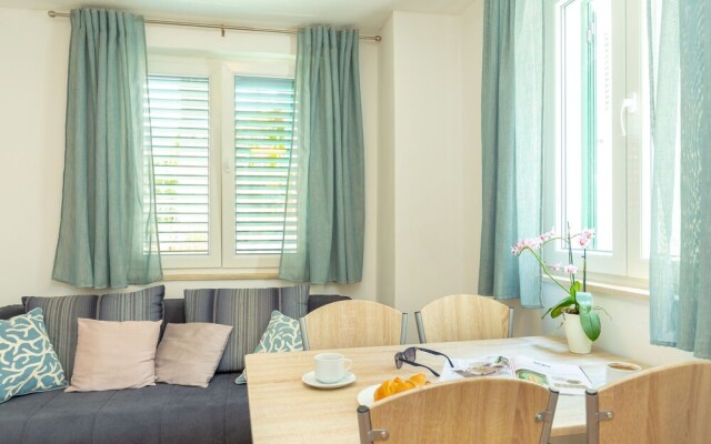 Apartment Colette