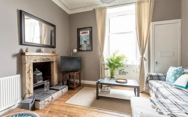 1 Bedroom Flat In Edinburgh