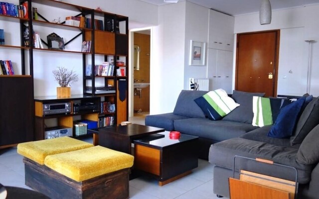 Beautiful 4flr 2bdr and Parking