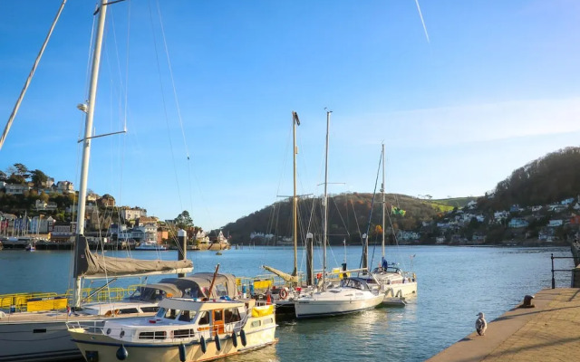No1 The Pottery, Dartmouth