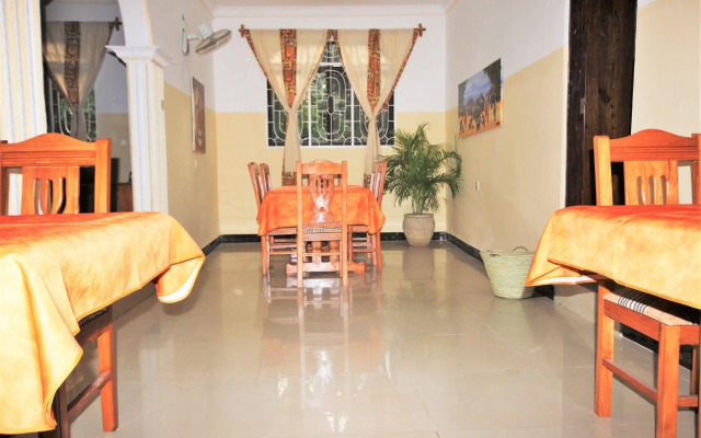 Airport Guesthouse