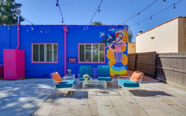 Artsy Long Beach Home w/ Patio: 2 Mi to Downtown!