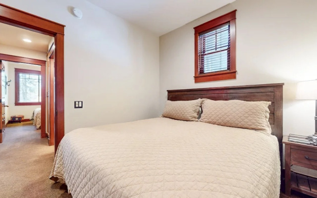 Timbers #2 4 Bedroom Townhouse