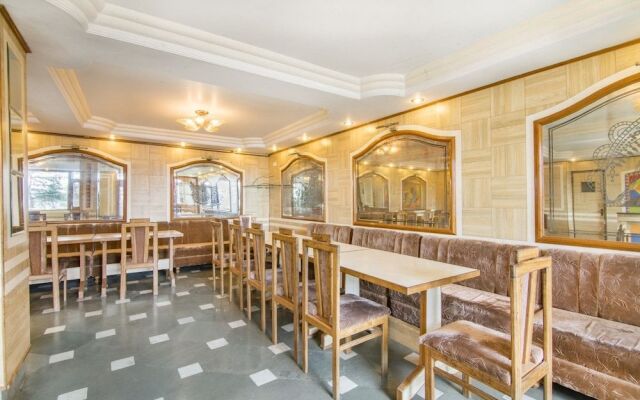 GuestHouser 2 BR Boutique stay 2472