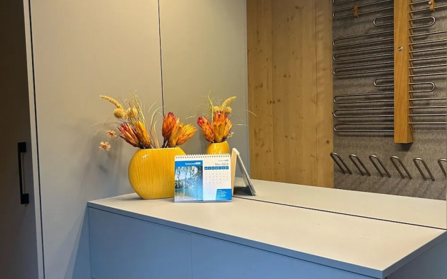 Chalet With Sauna on Balcony