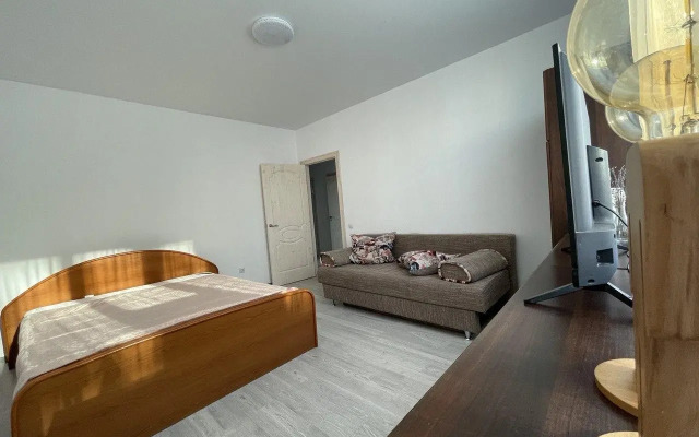 Apartments on 17k1 Yablonevaya Street