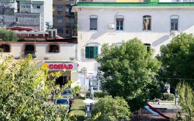 Garibaldi Apartments