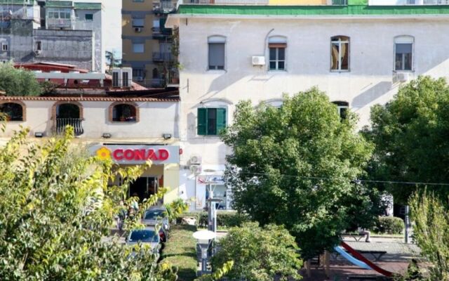 Garibaldi Apartments