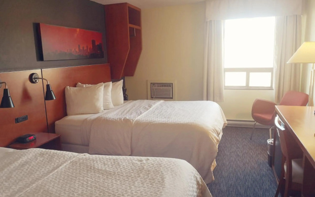 Travelodge by Wyndham Edmonton West