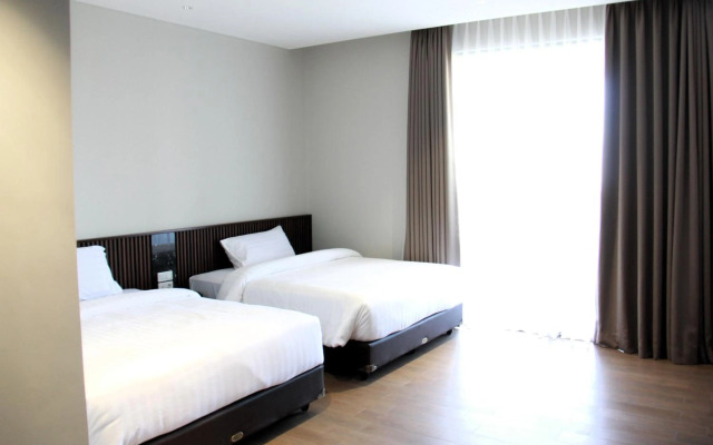 ZEN Premium Raya Lembang