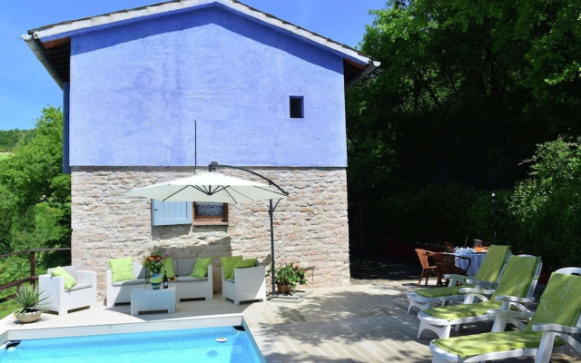 Belvilla by OYO Casa Cielo