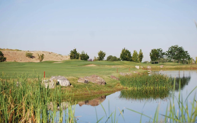 Holiday Inn Express & Suites Nampa - Idaho Center by IHG