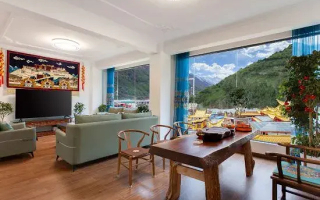 Kangding Yizhuo Homestay