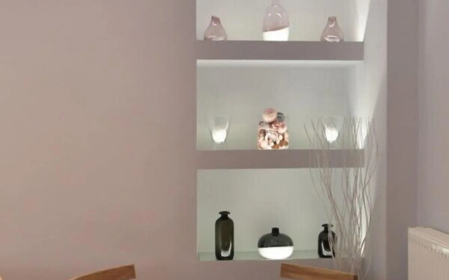 Meni Apartments Hotel