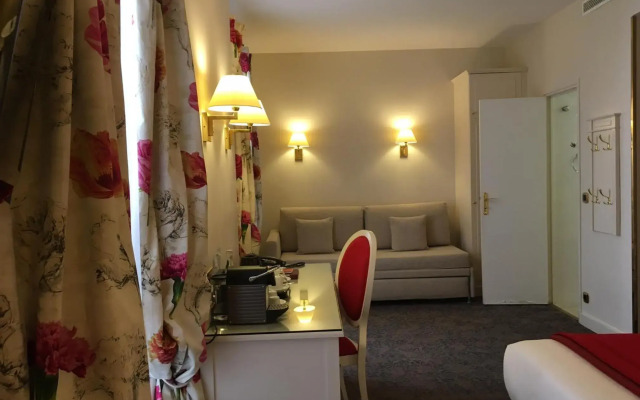 Hotel Queen Mary Paris