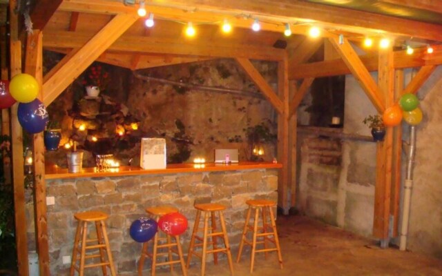 Villa With 4 Bedrooms in Saint-pierre-des-tripiers, With Wonderful Lak