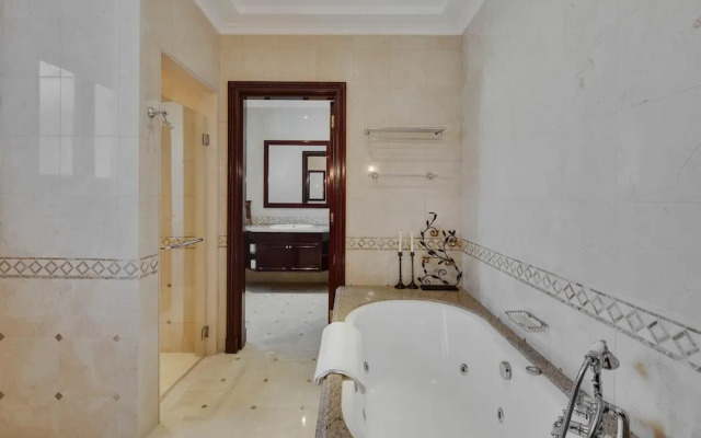 5 Villa w Private Pool Beach on Palm Jumeirah